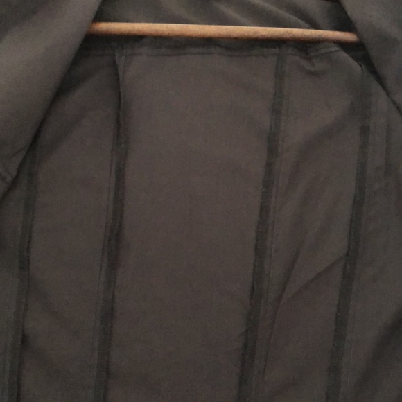 Brown short sleeve blouse2 fake pockets, stretchy, H&M, Us10 - Picture 13 of 13